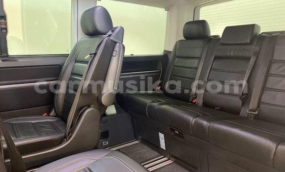 Tenga Tsaru Volkswagen Caravelle Chena Mota in Beitbridge in Matabeleland South Tenga Tsaru Volkswagen Caravelle Chena Mota in Beitbridge in Matabeleland South