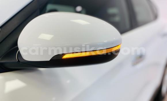 Acheter Occasion Voiture Hyundai Tucson Blanc à Alexandra Park, Harare Acheter Occasion Voiture Hyundai Tucson Blanc à Alexandra Park, Harare