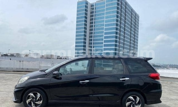 Acheter Occasion Voiture Honda Mobilio Noir à Beitbridge, Matabeleland South Acheter Occasion Voiture Honda Mobilio Noir à Beitbridge, Matabeleland South