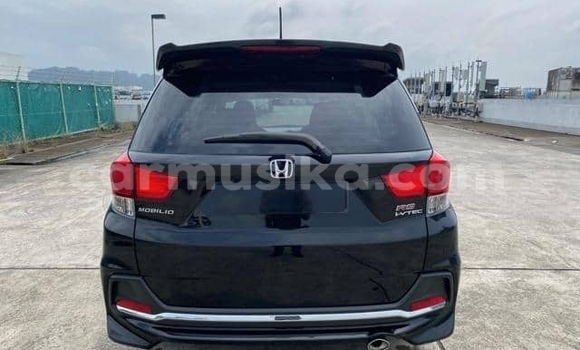 Acheter Occasion Voiture Honda Mobilio Noir à Beitbridge, Matabeleland South Acheter Occasion Voiture Honda Mobilio Noir à Beitbridge, Matabeleland South