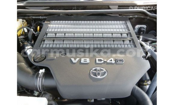 Tenga Imported Toyota Land Cruiser Nhema Mota in Import - Dubai in Harare Tenga Imported Toyota Land Cruiser Nhema Mota in Import - Dubai in Harare