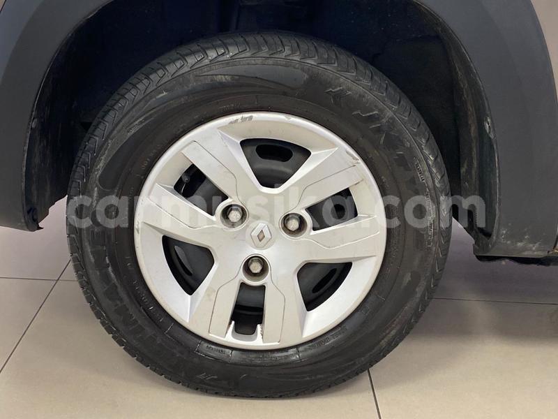Big with watermark renault kwid matabeleland south beitbridge 36756