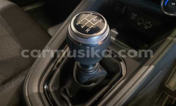 Acheter Occasion Voiture Renault Clio Blanc à Beitbridge, Matabeleland South Acheter Occasion Voiture Renault Clio Blanc à Beitbridge, Matabeleland South