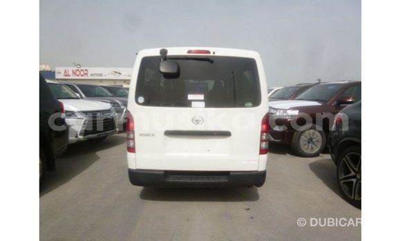 Tenga Imported Toyota Hiace Chena Mota in Import - Dubai in Harare Tenga Imported Toyota Hiace Chena Mota in Import - Dubai in Harare