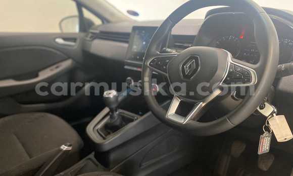 Acheter Occasion Voiture Renault Clio Blanc à Beitbridge, Matabeleland South Acheter Occasion Voiture Renault Clio Blanc à Beitbridge, Matabeleland South