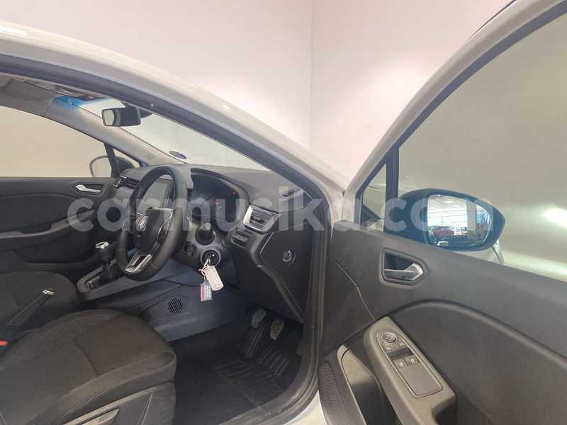 Big with watermark renault clio matabeleland south beitbridge 36759