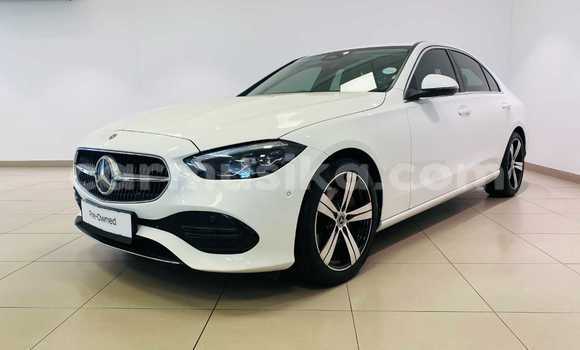 Buy Used Mercedes-Benz C-Classe White Car in Beitbridge in Matabeleland South Buy Used Mercedes-Benz C-Classe White Car in Beitbridge in Matabeleland South