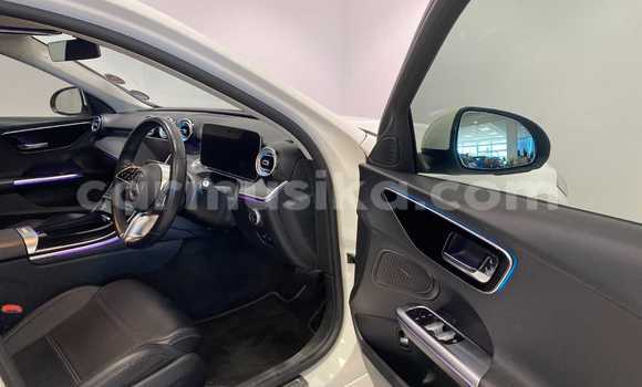 Acheter Occasion Voiture Mercedes-Benz C-Classe Blanc à Beitbridge, Matabeleland South Acheter Occasion Voiture Mercedes-Benz C-Classe Blanc à Beitbridge, Matabeleland South