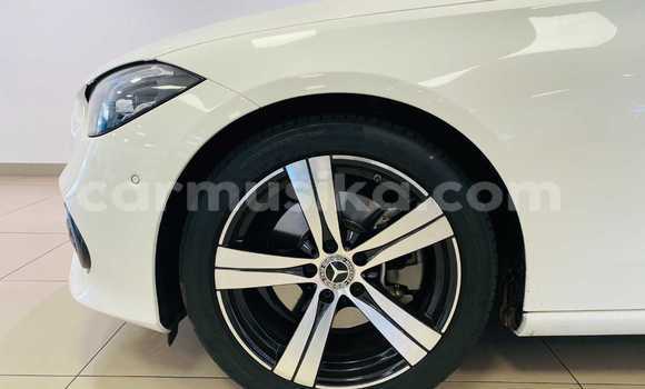 Acheter Occasion Voiture Mercedes-Benz C-Classe Blanc à Beitbridge, Matabeleland South Acheter Occasion Voiture Mercedes-Benz C-Classe Blanc à Beitbridge, Matabeleland South