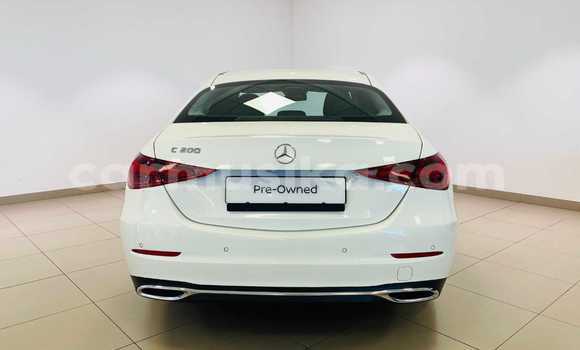 Acheter Occasion Voiture Mercedes-Benz C-Classe Blanc à Beitbridge, Matabeleland South Acheter Occasion Voiture Mercedes-Benz C-Classe Blanc à Beitbridge, Matabeleland South