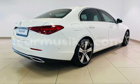 Acheter Occasion Voiture Mercedes-Benz C-Classe Blanc à Beitbridge, Matabeleland South Acheter Occasion Voiture Mercedes-Benz C-Classe Blanc à Beitbridge, Matabeleland South