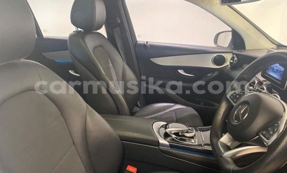 Acheter Occasion Voiture Mercedes-Benz GLC 250D Blanc à Beitbridge, Matabeleland South Acheter Occasion Voiture Mercedes-Benz GLC 250D Blanc à Beitbridge, Matabeleland South