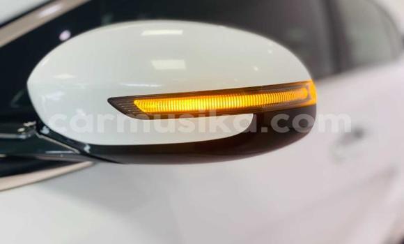 Acheter Occasion Voiture Kia Sportage Blanc à Beitbridge, Matabeleland South Acheter Occasion Voiture Kia Sportage Blanc à Beitbridge, Matabeleland South