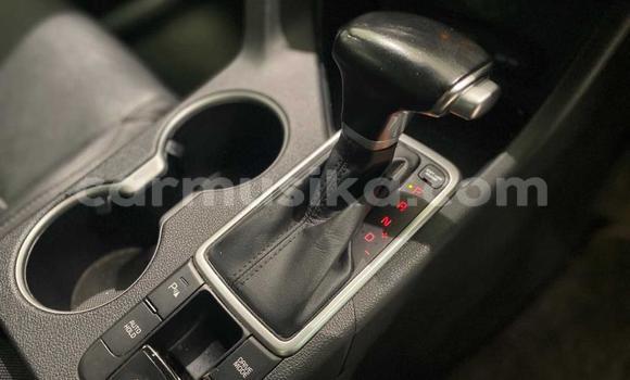 Acheter Occasion Voiture Kia Sportage Blanc à Beitbridge, Matabeleland South Acheter Occasion Voiture Kia Sportage Blanc à Beitbridge, Matabeleland South