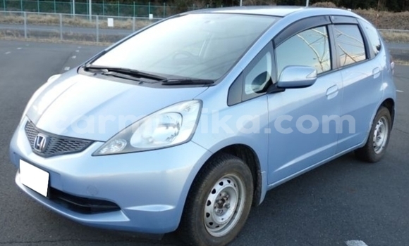Buy Used Honda Fit Blue Car in Beitbridge in Matabeleland South