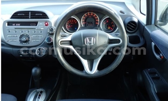 Nunua Ilio tumika Honda Fit Bluu Gari ndani ya Beitbridge nchini Matabeleland Kusini Nunua Ilio tumika Honda Fit Bluu Gari ndani ya Beitbridge nchini Matabeleland Kusini