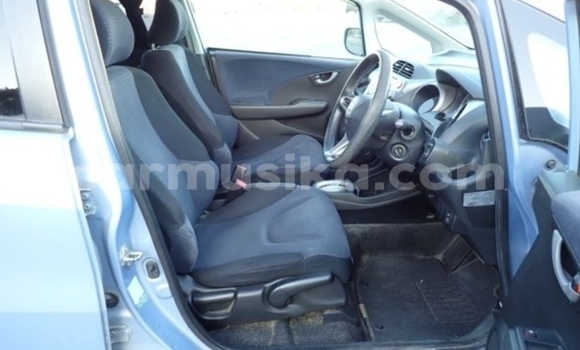 Nunua Ilio tumika Honda Fit Bluu Gari ndani ya Beitbridge nchini Matabeleland Kusini Nunua Ilio tumika Honda Fit Bluu Gari ndani ya Beitbridge nchini Matabeleland Kusini