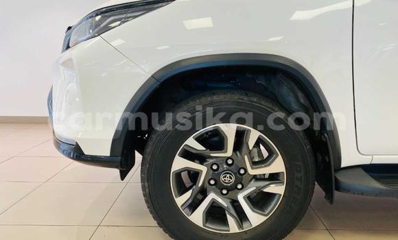 Tenga Tsaru Toyota Fortuner Chena Mota in Beitbridge in Matabeleland South Tenga Tsaru Toyota Fortuner Chena Mota in Beitbridge in Matabeleland South