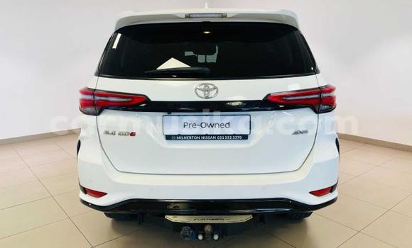 Tenga Tsaru Toyota Fortuner Chena Mota in Beitbridge in Matabeleland South Tenga Tsaru Toyota Fortuner Chena Mota in Beitbridge in Matabeleland South