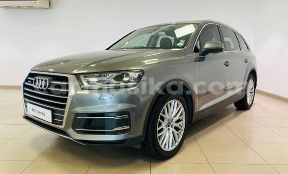 Buy Used Audi Q7 Silver Car in Beitbridge in Matabeleland South