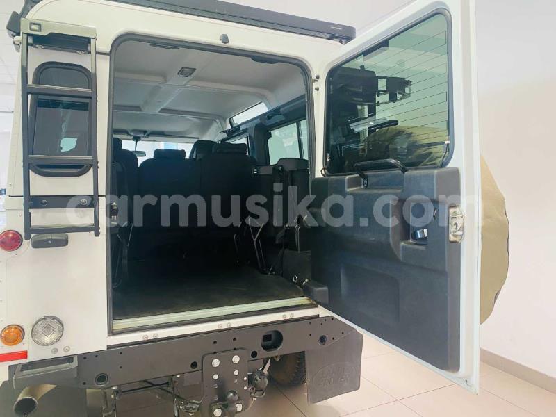 Big with watermark land rover defender matabeleland south beitbridge 36820