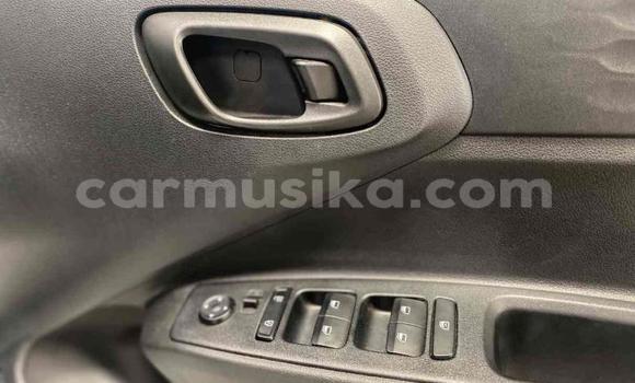 Nunua Ilio tumika Hyundai i10 Nyeupe Gari ndani ya Beitbridge nchini Matabeleland Kusini Nunua Ilio tumika Hyundai i10 Nyeupe Gari ndani ya Beitbridge nchini Matabeleland Kusini