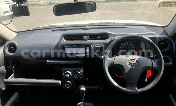 Acheter Occasion Voiture Toyota Probox Blanc à Beitbridge, Matabeleland South Acheter Occasion Voiture Toyota Probox Blanc à Beitbridge, Matabeleland South