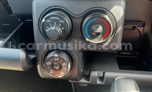 Acheter Occasion Voiture Toyota Probox Blanc à Beitbridge, Matabeleland South Acheter Occasion Voiture Toyota Probox Blanc à Beitbridge, Matabeleland South