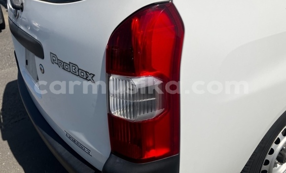 Acheter Occasion Voiture Toyota Probox Blanc à Beitbridge, Matabeleland South Acheter Occasion Voiture Toyota Probox Blanc à Beitbridge, Matabeleland South