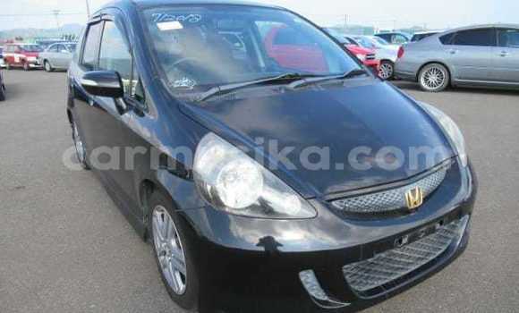 Nunua Ilio tumika Honda Fit Nyeusi Gari ndani ya Beitbridge nchini Matabeleland Kusini