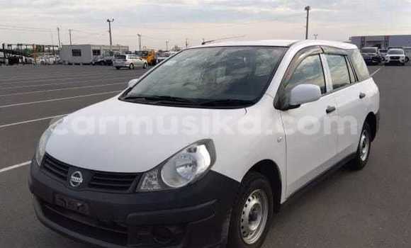 Buy Used Nissan AD White Car in Beitbridge in Matabeleland South Buy Used Nissan AD White Car in Beitbridge in Matabeleland South