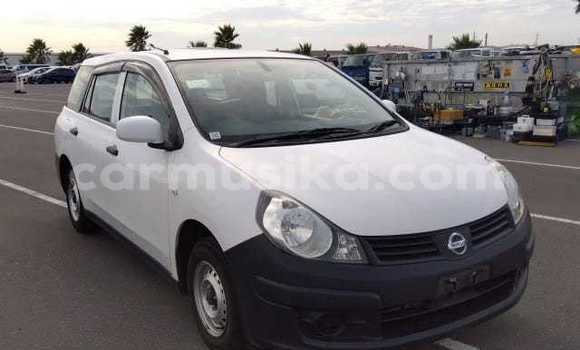 Nunua Ilio tumika Nissan AD Nyeupe Gari ndani ya Beitbridge nchini Matabeleland Kusini Nunua Ilio tumika Nissan AD Nyeupe Gari ndani ya Beitbridge nchini Matabeleland Kusini