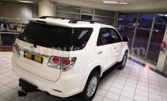 Tenga Tsaru Toyota Fortuner Chena Mota in Harare in Harare Tenga Tsaru Toyota Fortuner Chena Mota in Harare in Harare