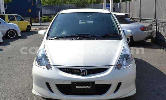 Acheter Occasion Voiture Honda Fit Blanc à Bulawayo, Bulawayo Acheter Occasion Voiture Honda Fit Blanc à Bulawayo, Bulawayo