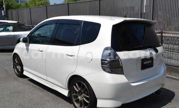 Acheter Occasion Voiture Honda Fit Blanc à Bulawayo, Bulawayo Acheter Occasion Voiture Honda Fit Blanc à Bulawayo, Bulawayo