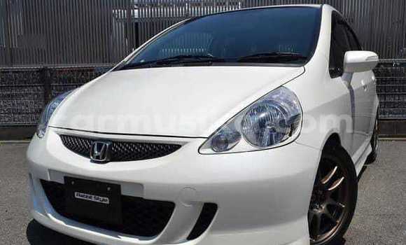 Acheter Occasion Voiture Honda Fit Blanc à Bulawayo, Bulawayo Acheter Occasion Voiture Honda Fit Blanc à Bulawayo, Bulawayo