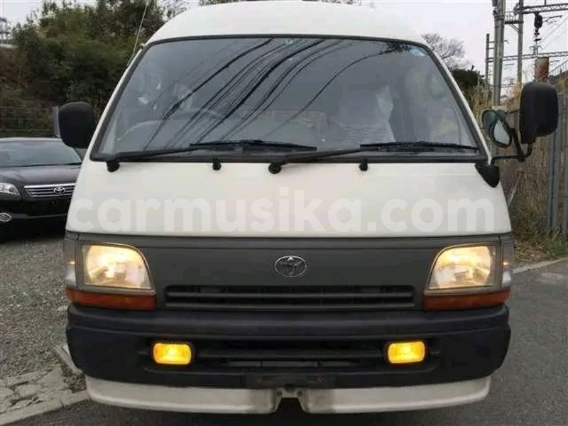 Big with watermark toyota hiace mashonaland west chinhoyi 36986