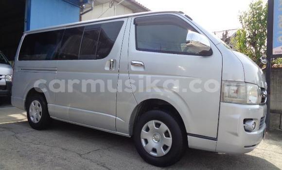 Nunua Ilio tumika Toyota Hiace Fedha Gari ndani ya Bindura nchini Mashonaland Central