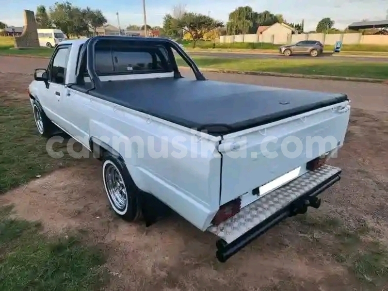 Big with watermark toyota hilux midlands gokwe 36989