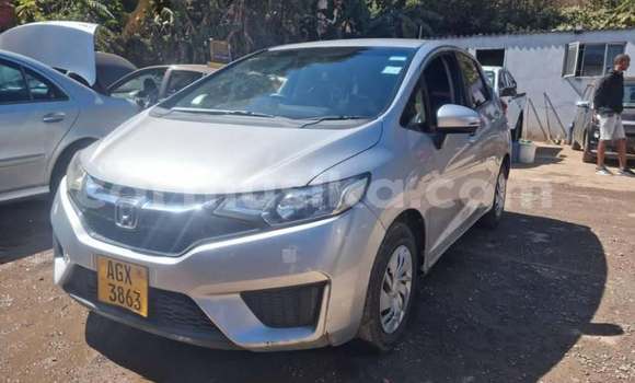 Tenga Tsaru Hyundai Accent Zvimwe Mota in Harare in Harare Tenga Tsaru Hyundai Accent Zvimwe Mota in Harare in Harare