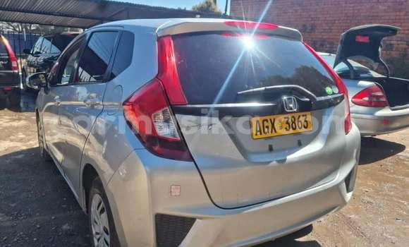 Tenga Tsaru Hyundai Accent Zvimwe Mota in Harare in Harare Tenga Tsaru Hyundai Accent Zvimwe Mota in Harare in Harare