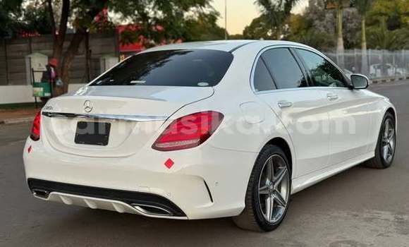 Nunua Ilio tumika Mercedes-Benz C-Classe Nyingine Gari ndani ya Harare nchini Harare Nunua Ilio tumika Mercedes-Benz C-Classe Nyingine Gari ndani ya Harare nchini Harare