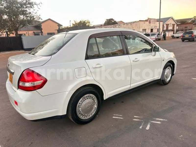 Big with watermark nissan tiida harare harare 37105