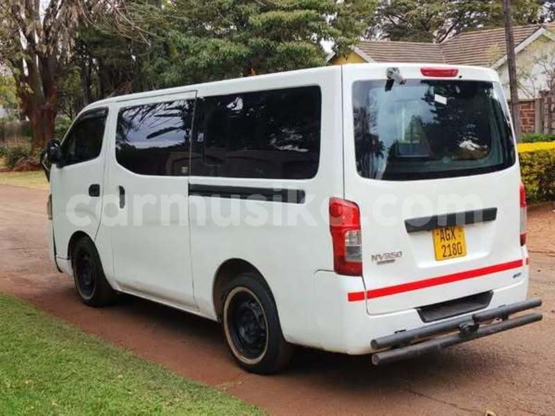 Big with watermark nissan caravan harare harare 37112