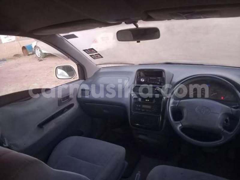 Big with watermark kia carens harare harare 37120