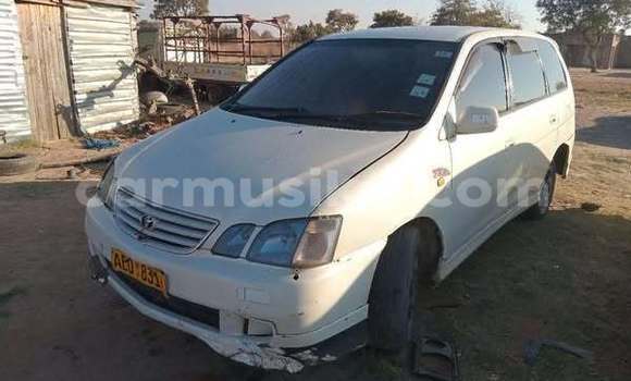 Buy Used Kia Carens Other Car in Harare in Harare Buy Used Kia Carens Other Car in Harare in Harare