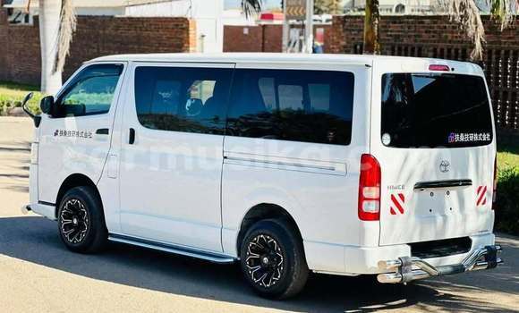 Acheter Occasion Voiture Toyota Hiace Blanc à Harare, Harare Acheter Occasion Voiture Toyota Hiace Blanc à Harare, Harare