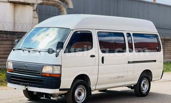 Acheter Occasion Voiture Toyota Hiace Blanc à Harare, Harare Acheter Occasion Voiture Toyota Hiace Blanc à Harare, Harare