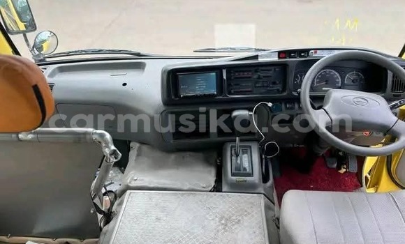 Acheter Occasion Utilitaire Hino 300 Blanc à Harare, Harare Acheter Occasion Utilitaire Hino 300 Blanc à Harare, Harare