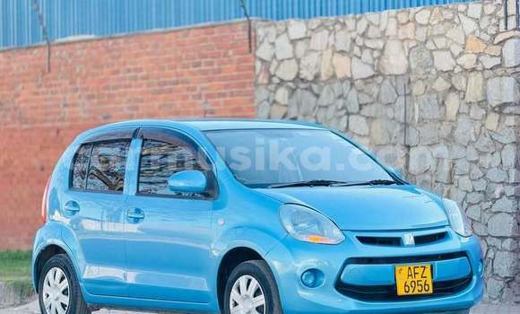 Tenga Tsaru Toyota Passo Bhuruu Mota in Harare in Harare